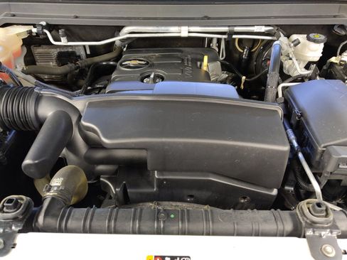 Used 2021 Chevrolet Colorado W/T w/ WT Convenience Package RWD image 30
