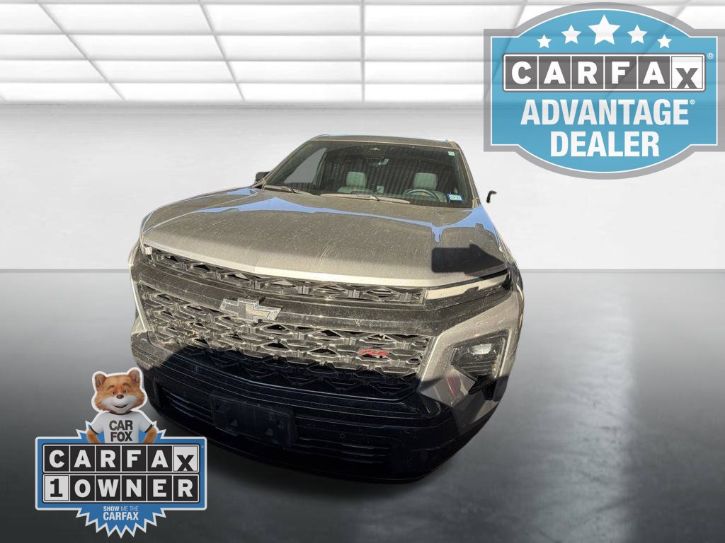 Used 2025 Chevrolet Traverse RS w/ LPO, Floor Liner Package FWD image 7
