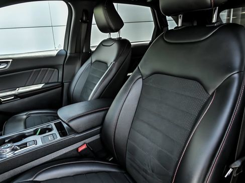 Certified 2023 Ford Edge ST-Line AWD/4WD image 17
