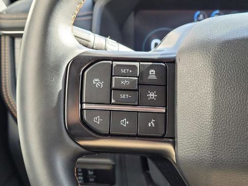 New 2024 Ford Expedition Max Platinum image 17