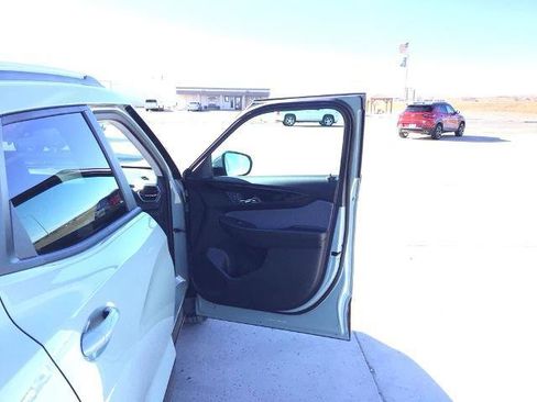 New 2026 Chevrolet TrailBlazer LT w/ Convenience Package image 18