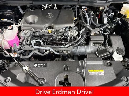 Certified 2025 Toyota Sienna XLE FWD image 30