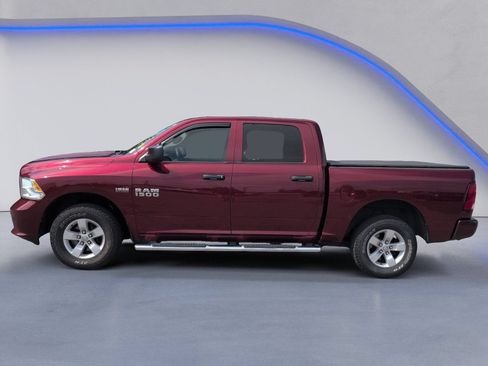 Used 2018 RAM 1500 Express AWD/4WD image 5