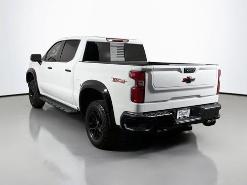 Used 2024 Chevrolet Silverado 1500 LT Trail Boss w/ LT Trail Boss Premium Package AWD/4WD image 5