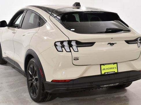 Used 2025 Ford Mustang Mach-E Select w/ Comfort Package Lite AWD/4WD image 14
