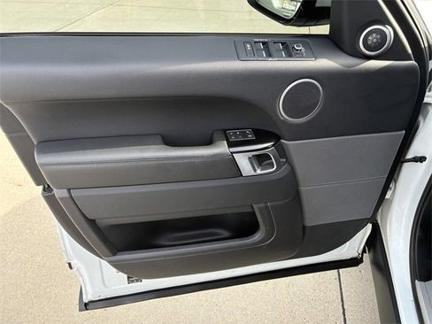 Used 2017 Land Rover Range Rover Sport HSE image 20