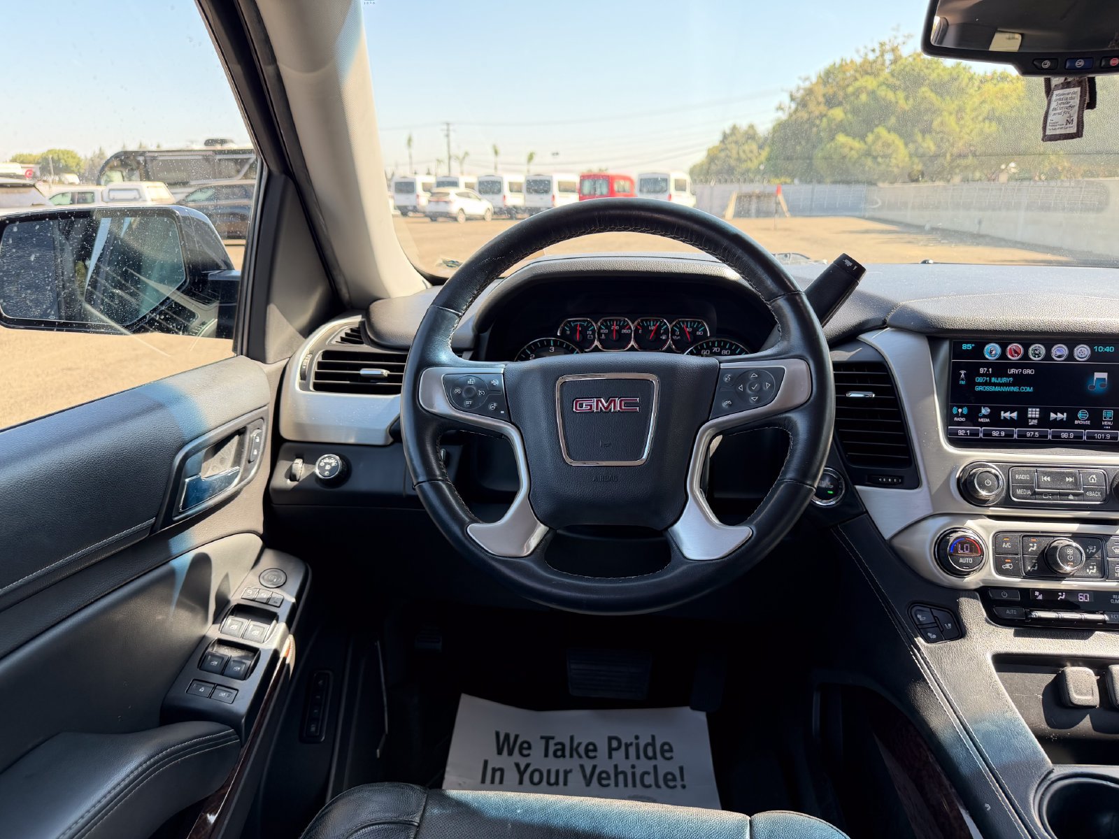Used 2017 GMC Yukon SLT w/ Open Road Package RWD image 17