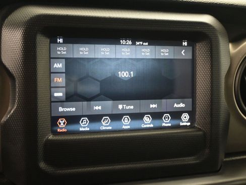 Used 2021 Jeep Wrangler Willys image 12