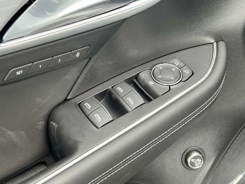 New 2026 Buick Envision Avenir image 16