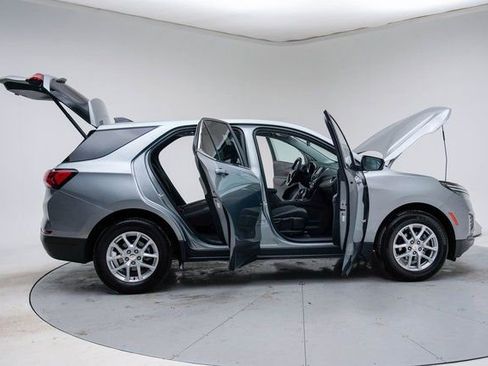 Used 2024 Chevrolet Equinox LT image 13