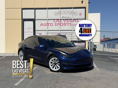 Used 2023 Tesla Model 3 Standard Range RWD image 1