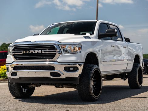 Used 2021 RAM 1500 Big Horn AWD/4WD image 3