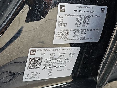 Used 2022 Chevrolet Silverado 1500 High Country w/ High Country Premium Package AWD/4WD image 31