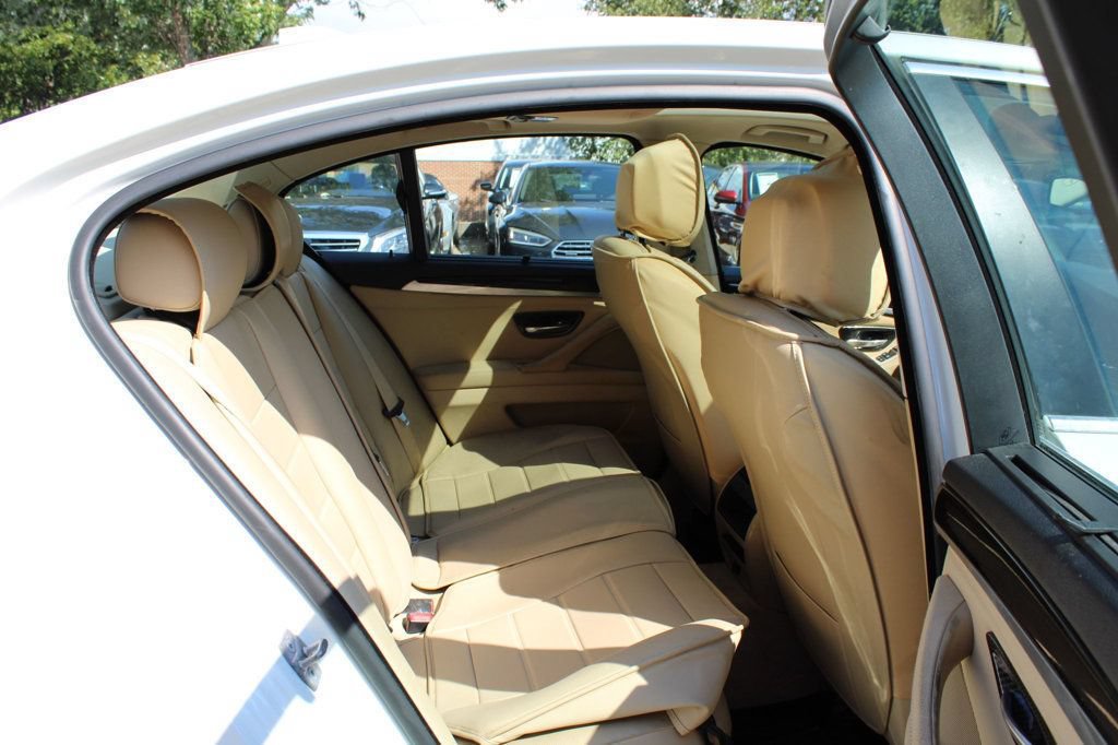 Used 2011 BMW 528i Sedan RWD image 33