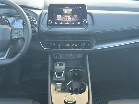 New 2026 Nissan Rogue SV AWD/4WD image 8