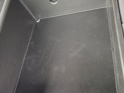 Used 2025 GMC Sierra 1500 Elevation image 29