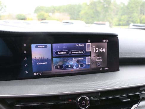 Used 2025 Nissan Murano SV FWD image 21