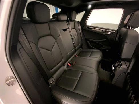 Used 2025 Porsche Macan S AWD/4WD image 15