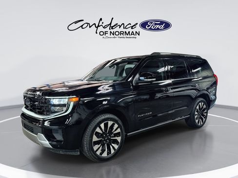 New 2026 Ford Expedition Platinum w/ Driver's Package AWD/4WD image 1