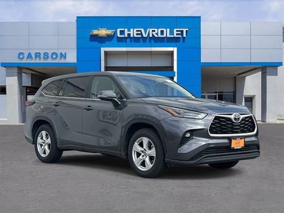 Used 2025 Toyota Highlander LE