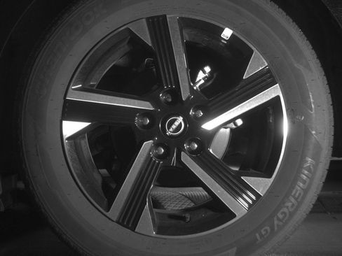 Used 2025 Nissan Sentra SV image 14