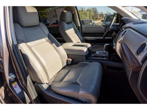 Used 2018 Toyota Tundra Limited w/ TRD Off Road Package image 17