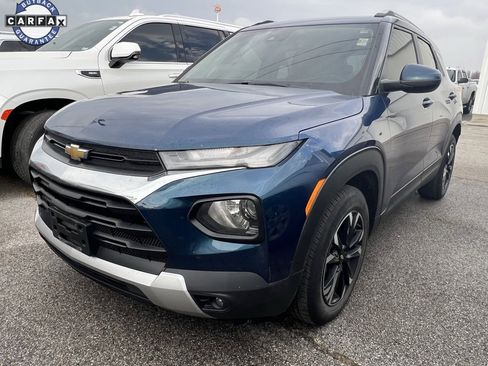 Used 2021 Chevrolet TrailBlazer LT w/ Convenience Package image 3