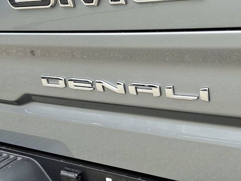 Used 2025 GMC Sierra 1500 Denali Ultimate AWD/4WD image 33