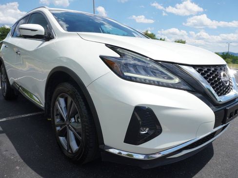 Used 2023 Nissan Murano Platinum w/ Cargo Package FWD image 3
