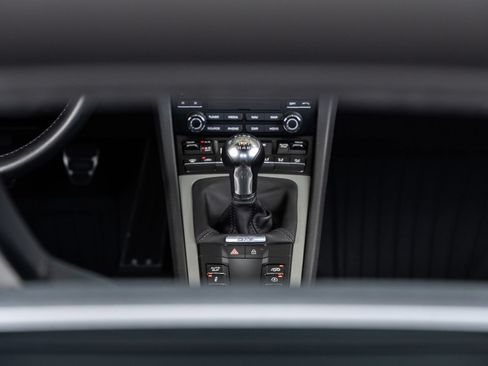 Certified 2020 Porsche 718 Cayman GT4 RWD image 43