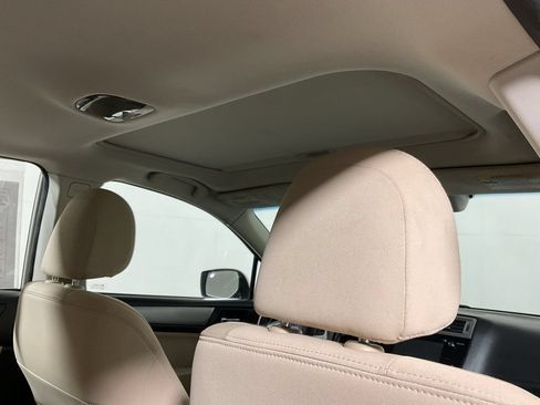 Used 2016 Subaru Legacy 2.5i Premium AWD/4WD image 3