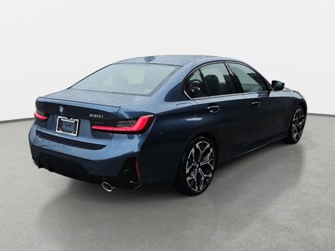 New 2026 BMW 330i Sedan w/ M Sport Package image 5