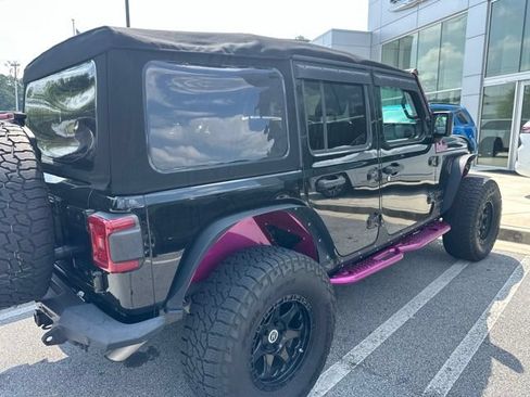 Used 2024 Jeep Wrangler Unlimited Sport AWD/4WD image 3