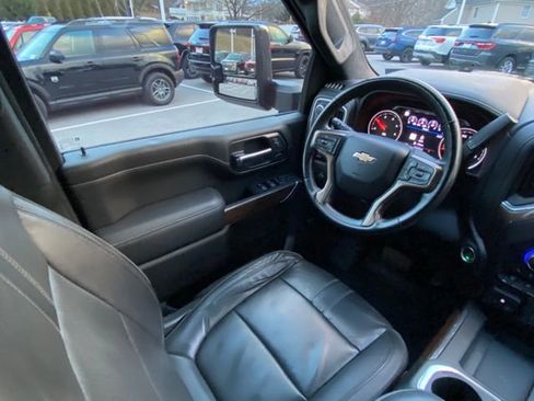 Used 2023 Chevrolet Silverado 3500 High Country w/ Z71 Off-Road Package image 26