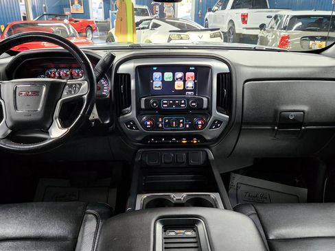 Used 2018 GMC Sierra 1500 SLT image 19