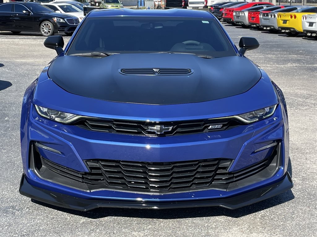 Used 2020 Chevrolet Camaro SS RWD image 11