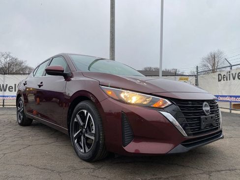 Used 2025 Nissan Sentra SV image 28