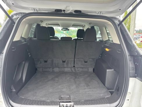 Used 2018 Ford Escape SE w/ Ford Safe & Smart Package AWD/4WD image 7