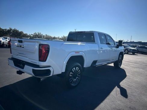 Certified 2025 GMC Sierra 2500 Denali Ultimate w/ Max Trailering Package image 6