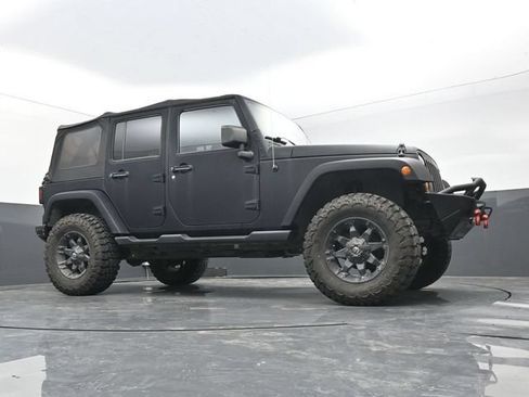 Used 2012 Jeep Wrangler Unlimited Sahara AWD/4WD image 48