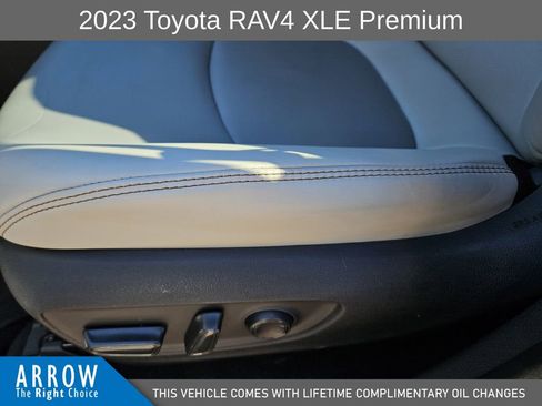 Used 2023 Toyota RAV4 XLE Premium image 23