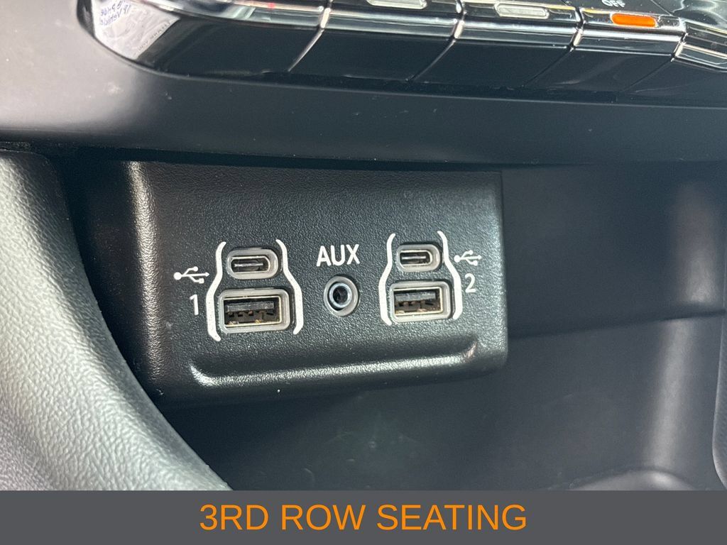 Used 2023 Dodge Durango GT AWD/4WD image 18