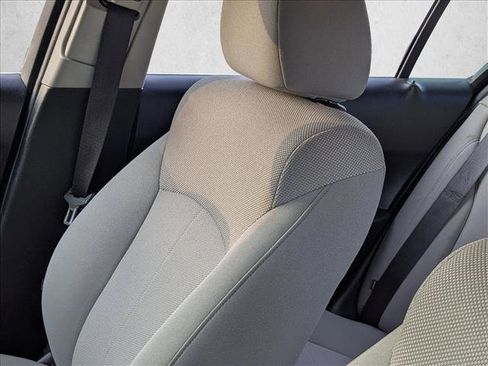 Used 2011 Chevrolet Cruze LT image 11