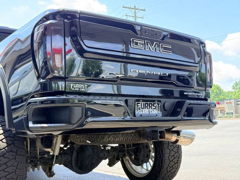Used 2021 GMC Sierra 2500 Denali w/ Denali Ultimate Package AWD/4WD image 8