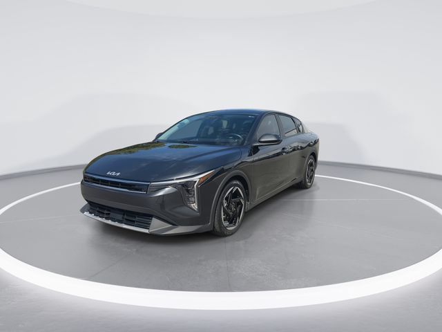 Used 2025 Kia K4 EX FWD image 3