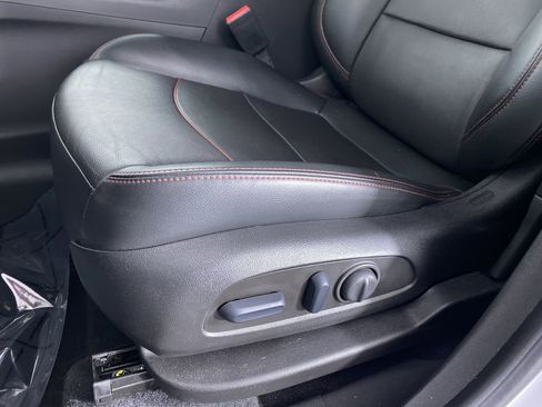 Certified 2023 Chevrolet Equinox RS w/ RS Leather Package image 9