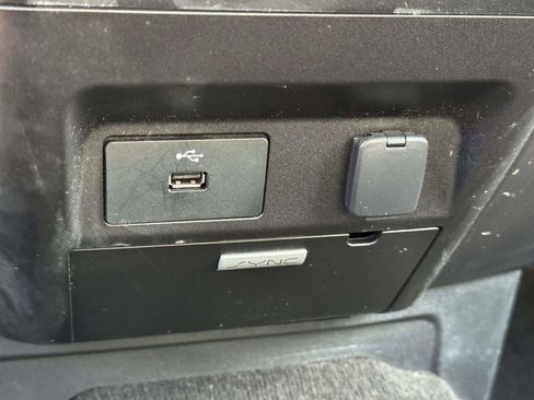 Used 2018 Ford F150 XLT image 9