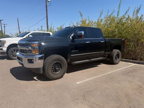 Used 2017 Chevrolet Silverado 2500 LTZ w/ Duramax Plus Package AWD/4WD image 2