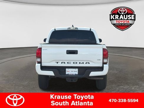 Used 2022 Toyota Tacoma SR5 w/ Technology Package RWD image 6