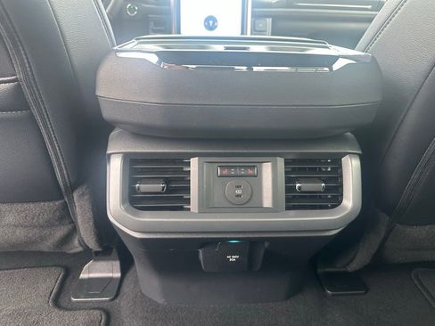 Used 2025 Ford F150 Lightning Lariat AWD/4WD image 12